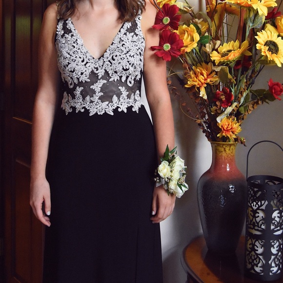 Prom Dress - Picture 6 of 7